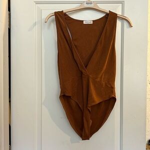 Vestique ribbed bodysuit